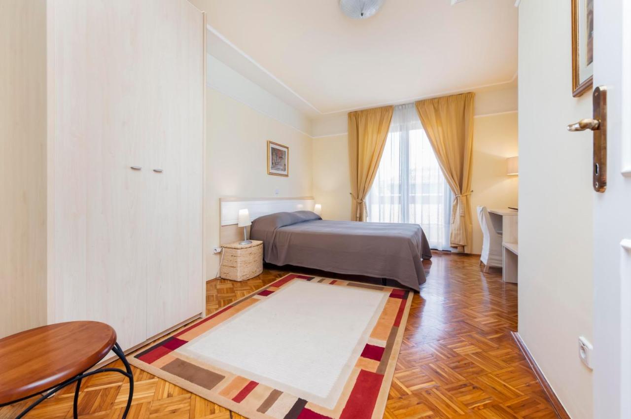 Apartments Villa Rossella 1 Rovinj Bagian luar foto