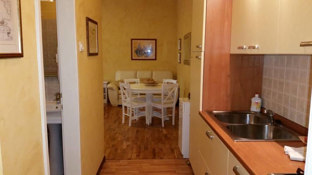 Apartments Villa Rossella 1 Rovinj Bagian luar foto